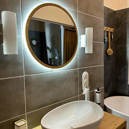 דירה Apartament 17 By Hidden Garden