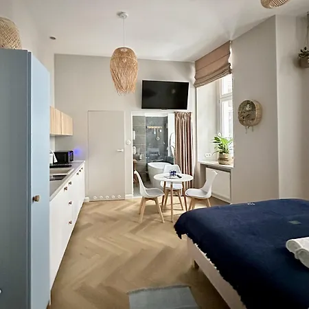 Apartament 17 By Hidden Garden Łódź